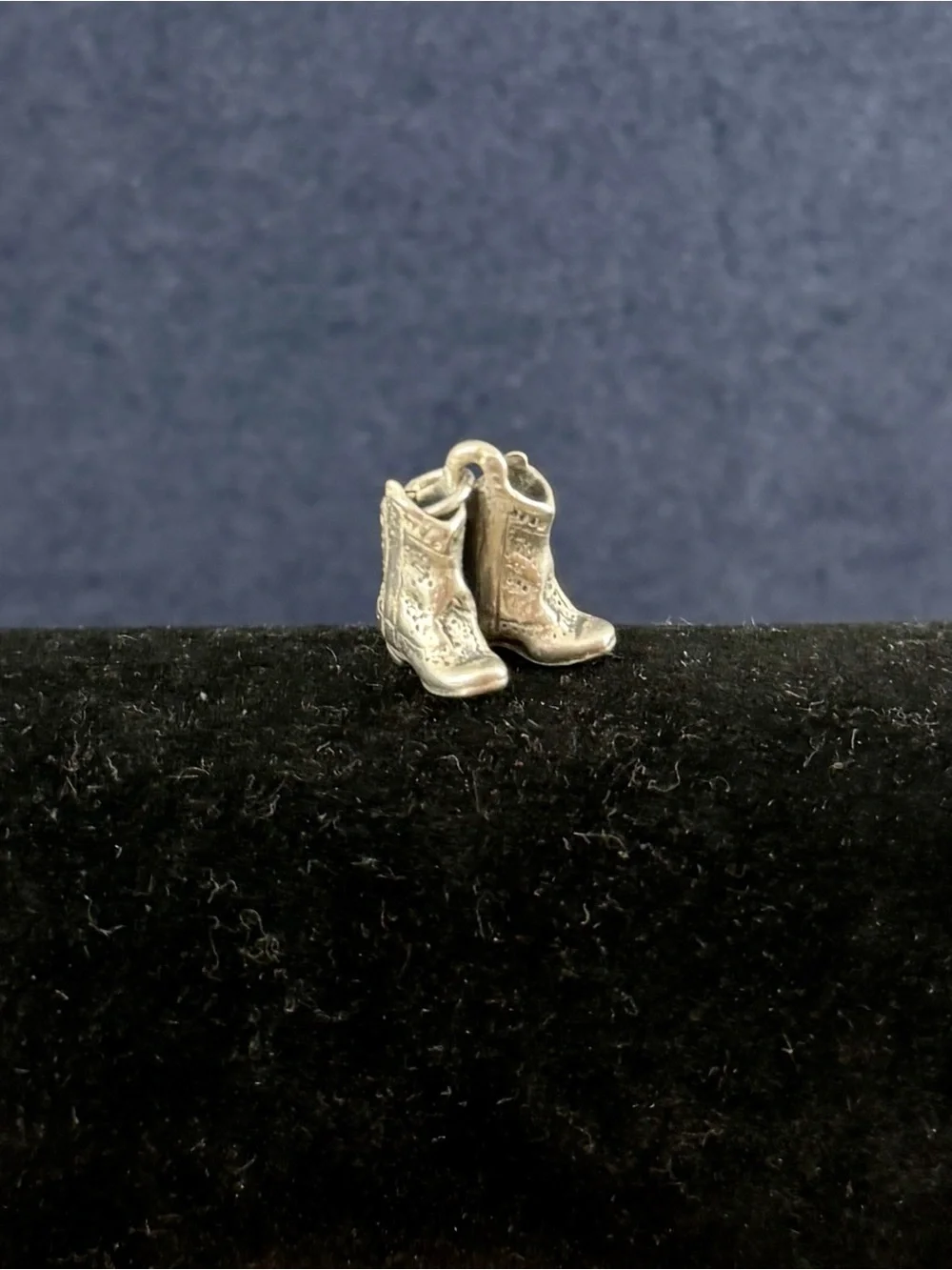 JAMES AVERY Sterling Silver Cowboy Cowgirl Boots Charm Pendant - Picture 2 of 11